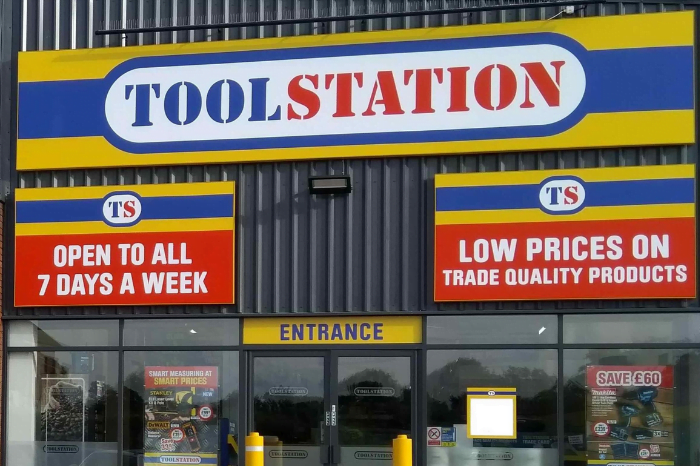 Toolstation raises over £750,000 for Macmillan Cancer Support