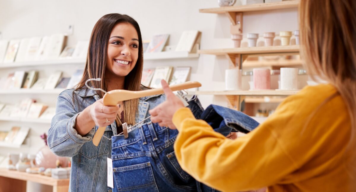 How retailers can accelerate change with modern commerce technology in store