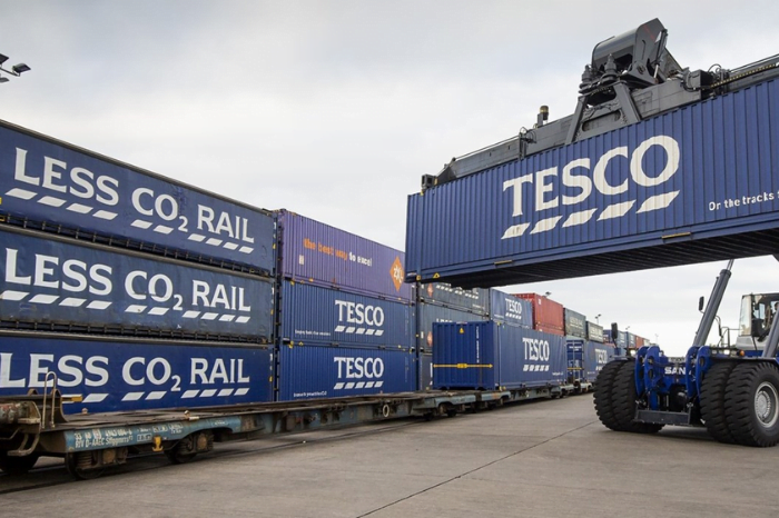 Tesco to use refrigerated rail freight to tackle HGV crisis