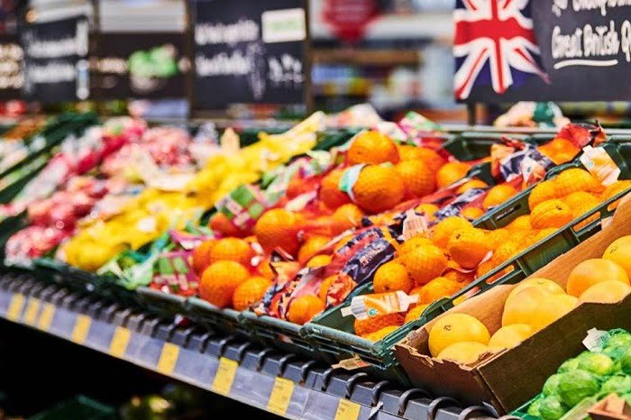 Aldi to scrap best before dates on fruit and veg