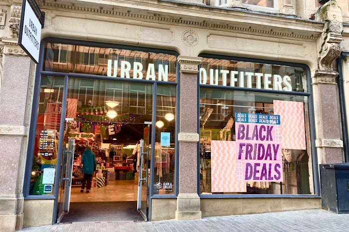 Urban Outfitters owner posts record revenues