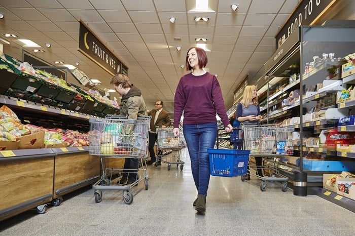 Aldi introduces further round of price cuts