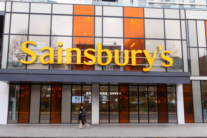Sainsbury’s accelerates its emission reduction commitments advancing towards net zero