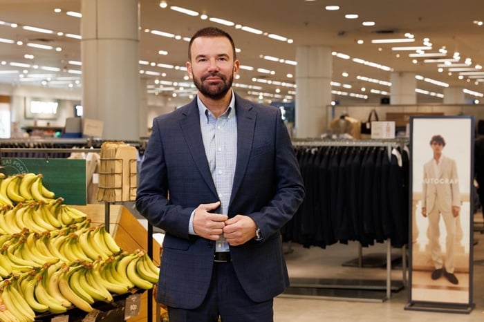 M&S chief executive urges chancellor to back business, not burden it